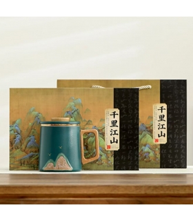 Kapaklı ve süzgeçli japon tarzı seramik kupa hediye kutusunda